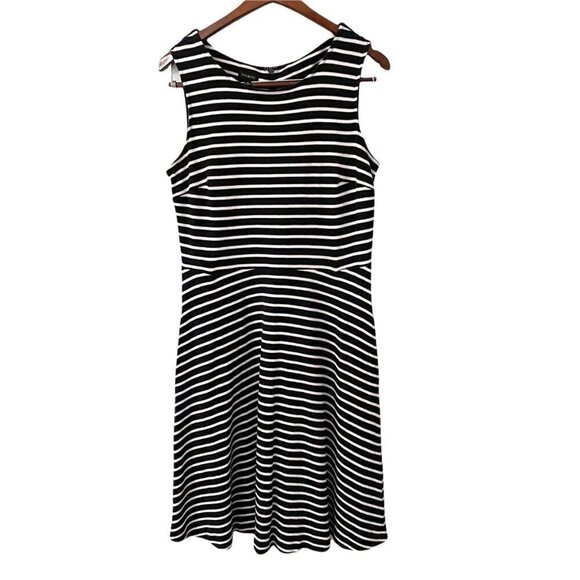 Talbots Dresses & Skirts - Talbots Black White Striped Sleeveless Dress Women's Size Medium Casual Cotton
